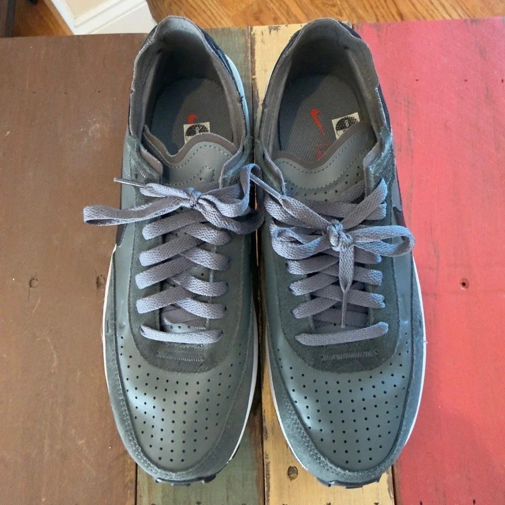 Nike Waffle One SE Anthracite Cool Grey Mens Sneakers DX9428-003‎ Size 8
